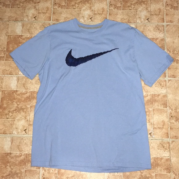 Nike Other - Men’s Nike Regular Fit T-shirt XL